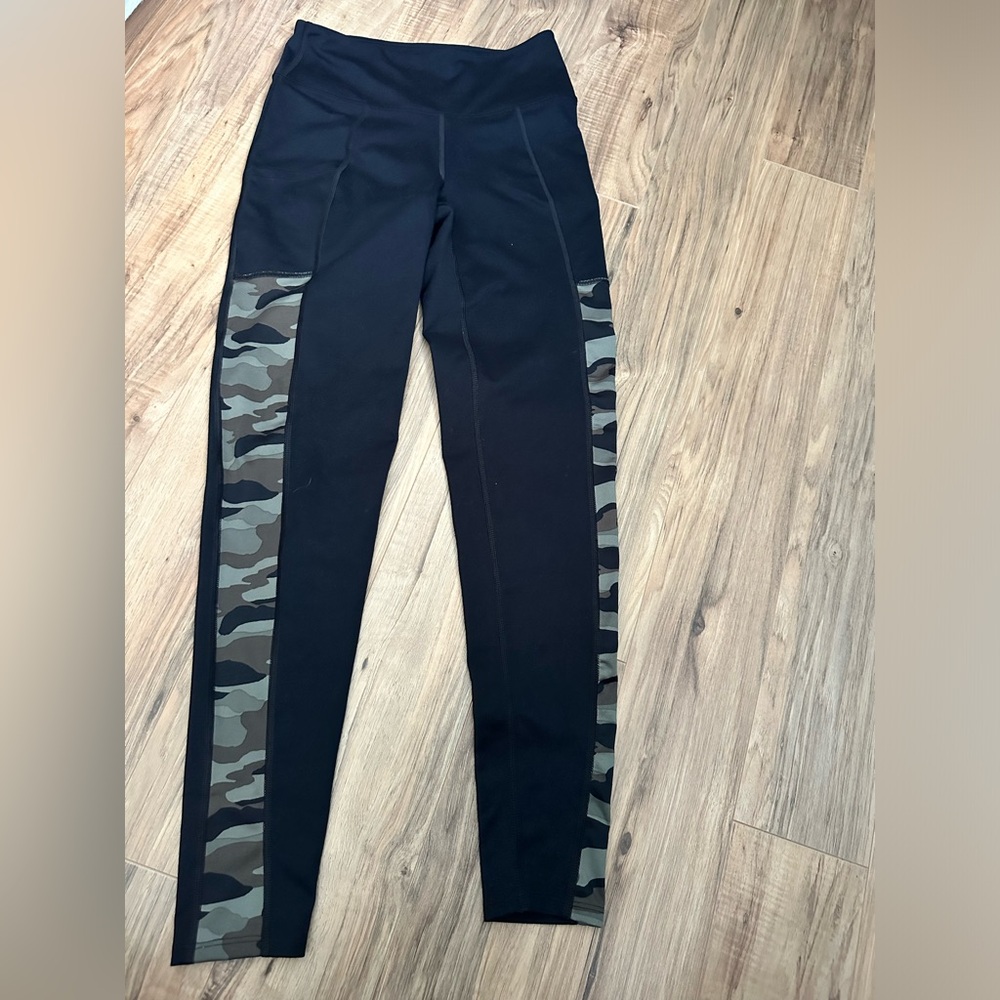 Black Leggings with Camo